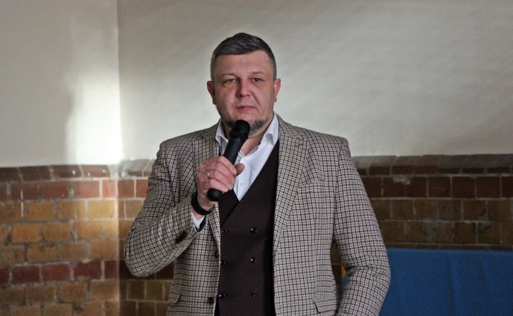 Kiedy i&nbsp;jak dzieci powinny korzystać ze&nbsp;smartfonów?